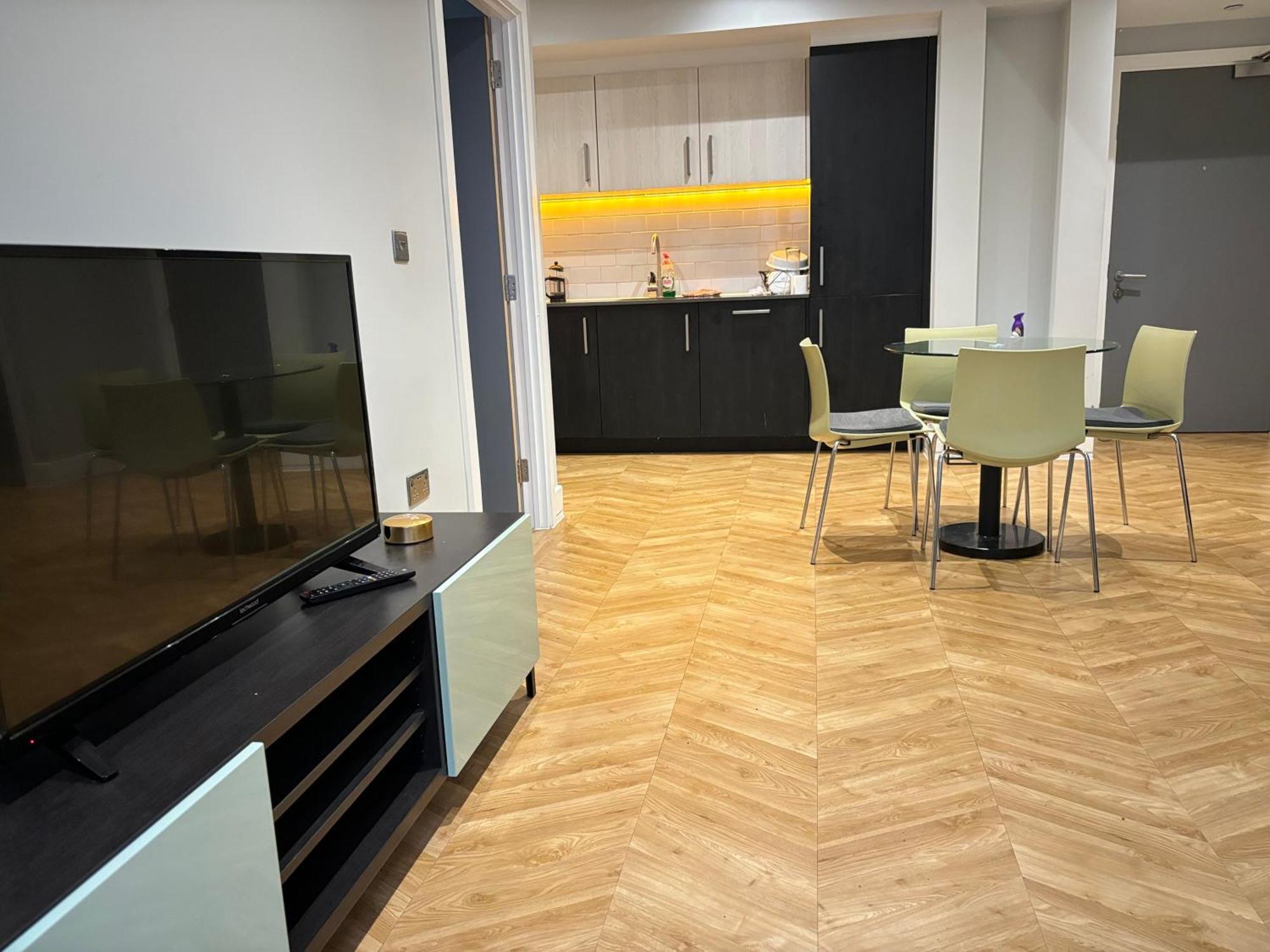 Mh Birmingham - 2 Bed 2 Bath Luxury Apartment - Financial District - Local Bar And Dining Deals Available Bagian luar foto